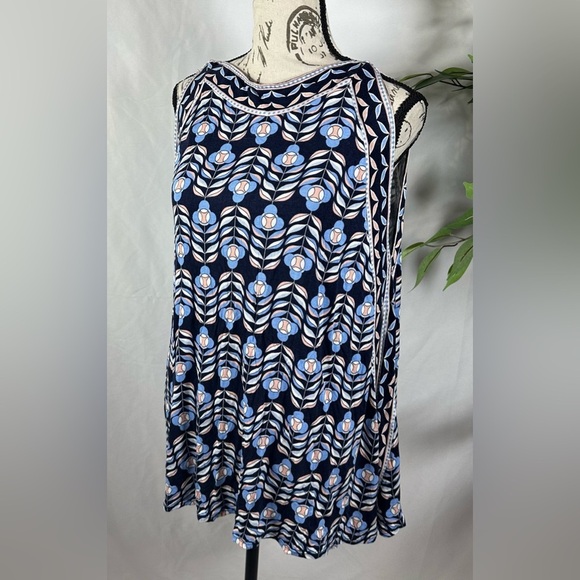 Max Edition Navy and Pink Petite Top - Picture 11 of 12